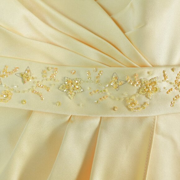 Yellow Belle Dress - Picture 3 of 6